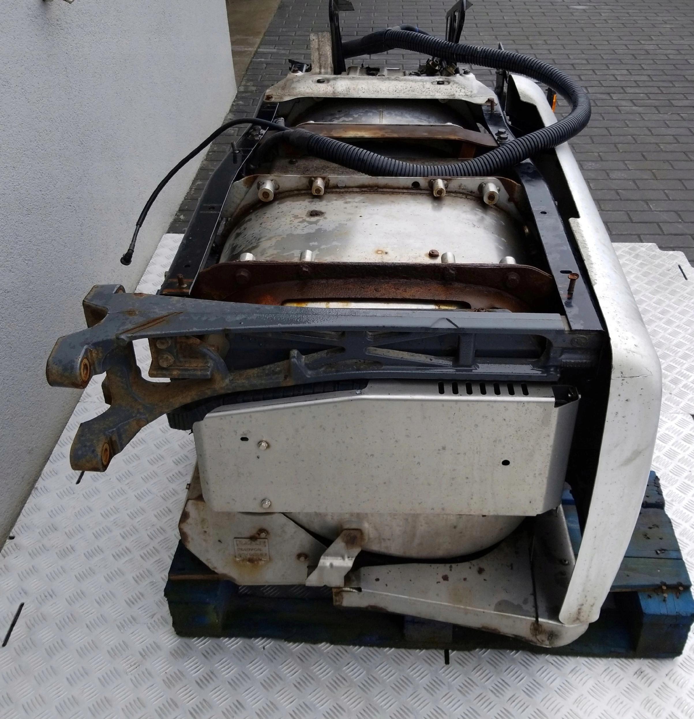 WÓZEK KATALIZATOR XF 106 EURO 6 - obrazek 3