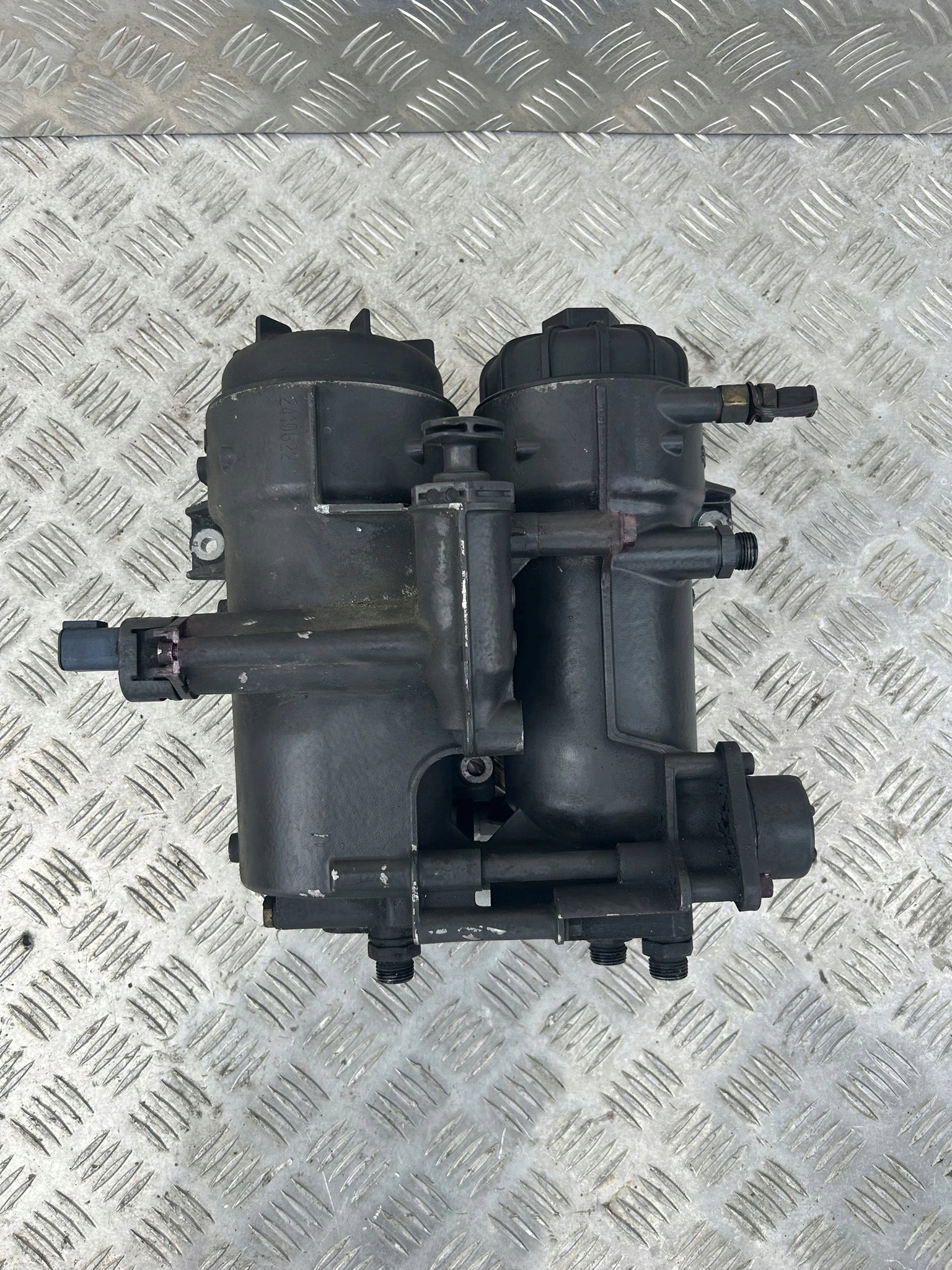 OBUDOWA FILTRA PALIWA SCANIA NTG