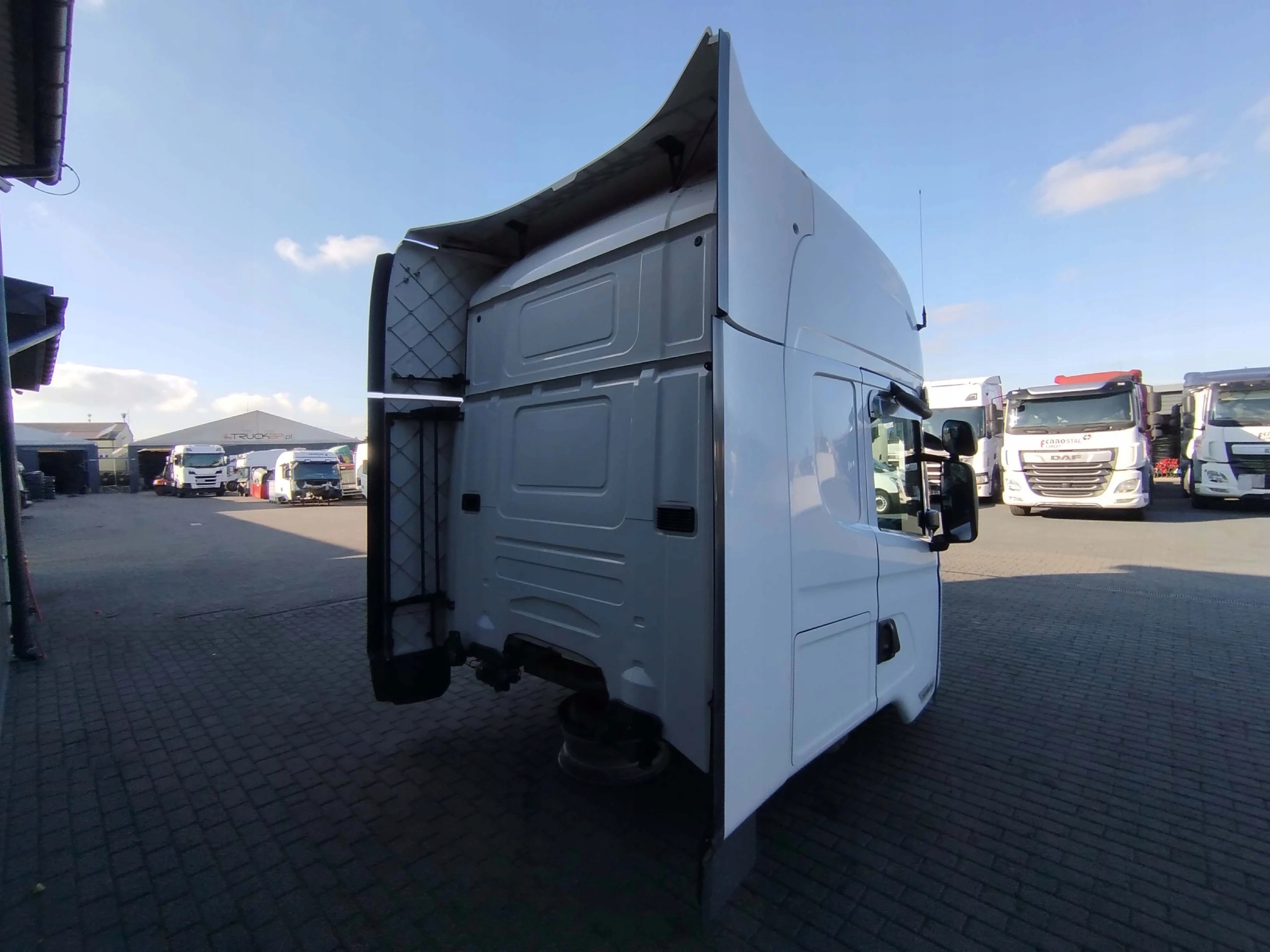 KABINA SCANIA XPI STREAMLINE TOPLINE - obrazek 4