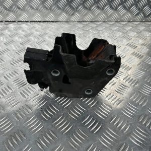 ZATRZASK ZAWIASU KABINY ZAMEK SCANIA NTG