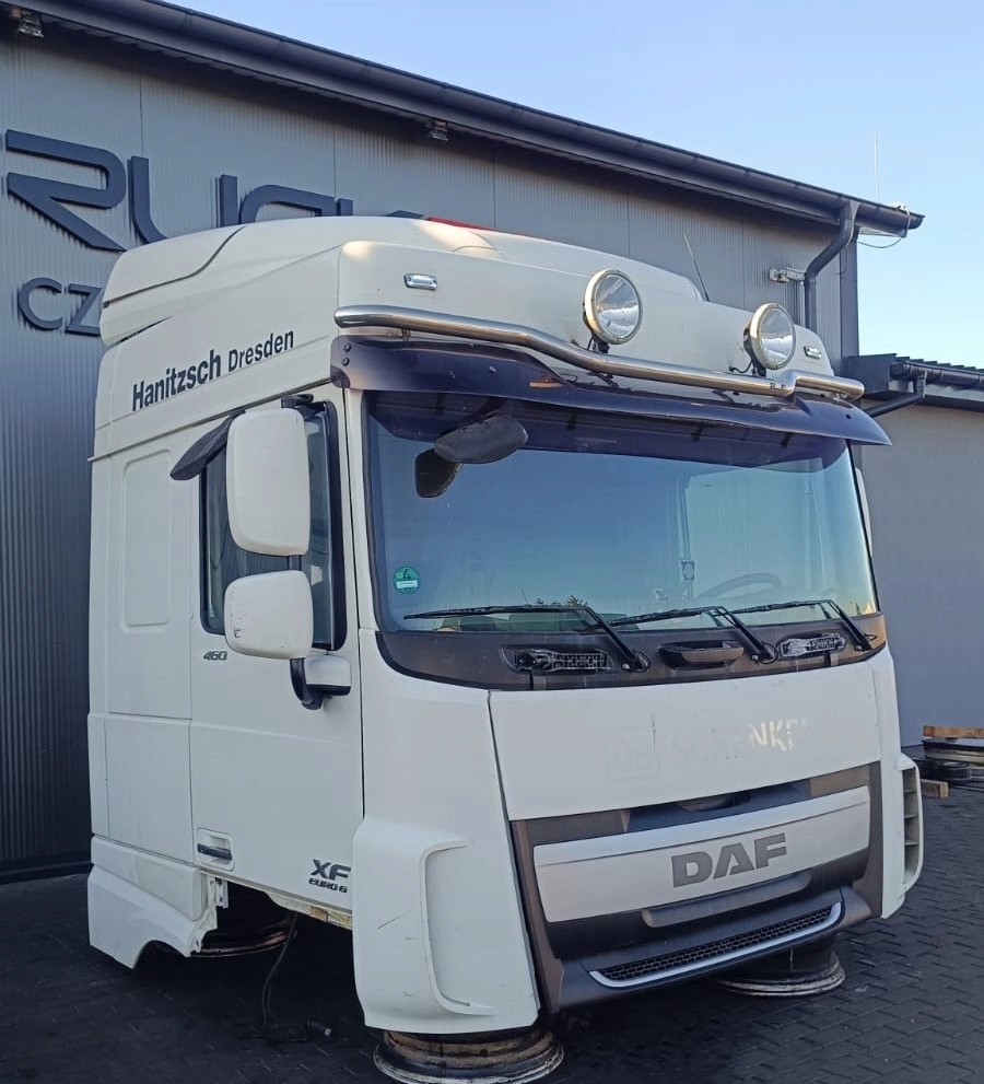 KABINA DAF XF 106 - obrazek 3