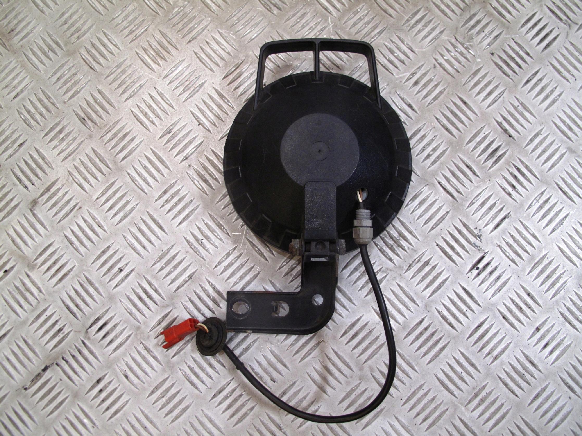 REFLEKTOR ZAKABINOWY LAMPA TYŁ KABINY SCANIA R - obrazek 2