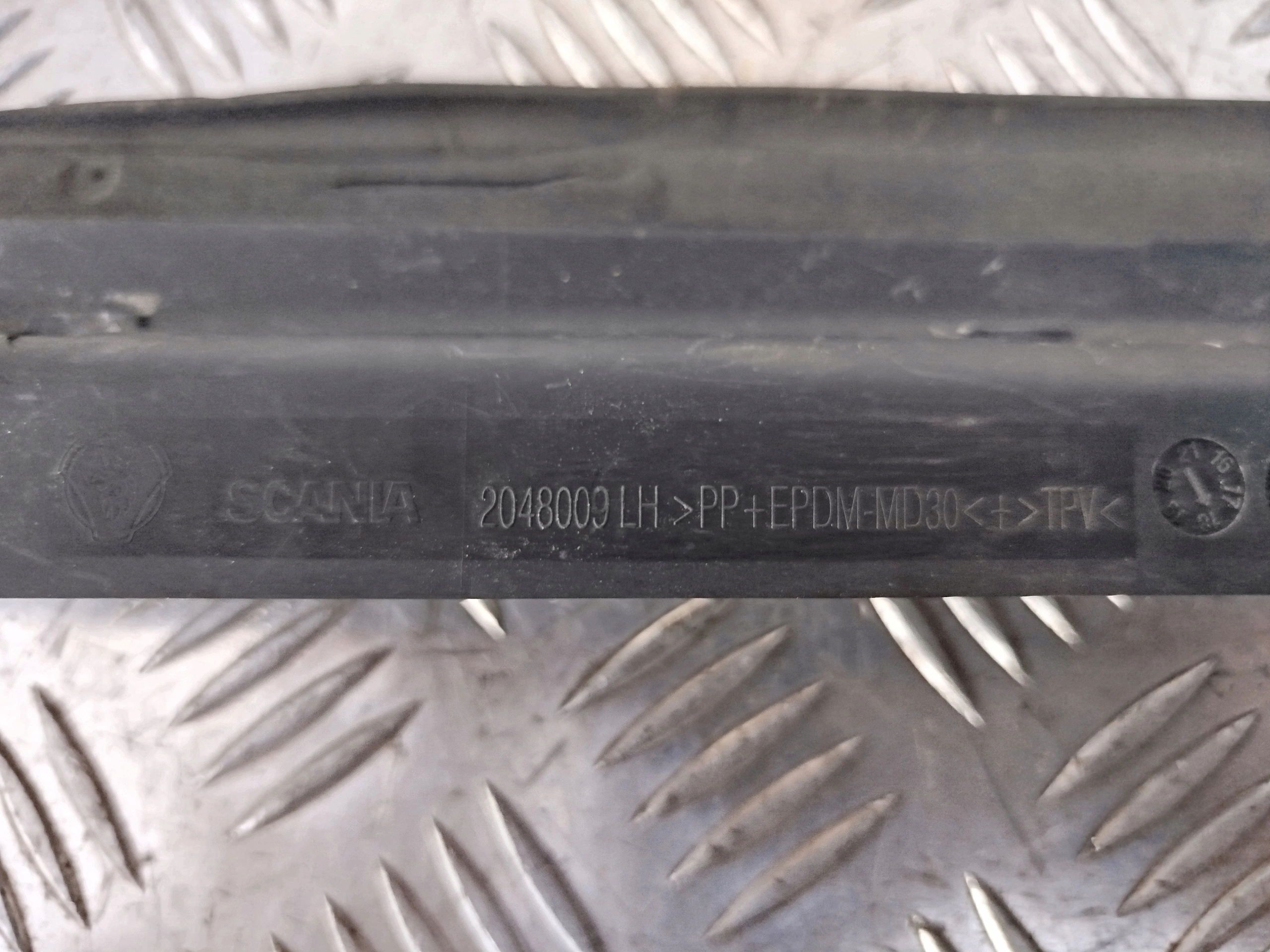 LISTWA DRZWI SCANIA NTG - obrazek 3