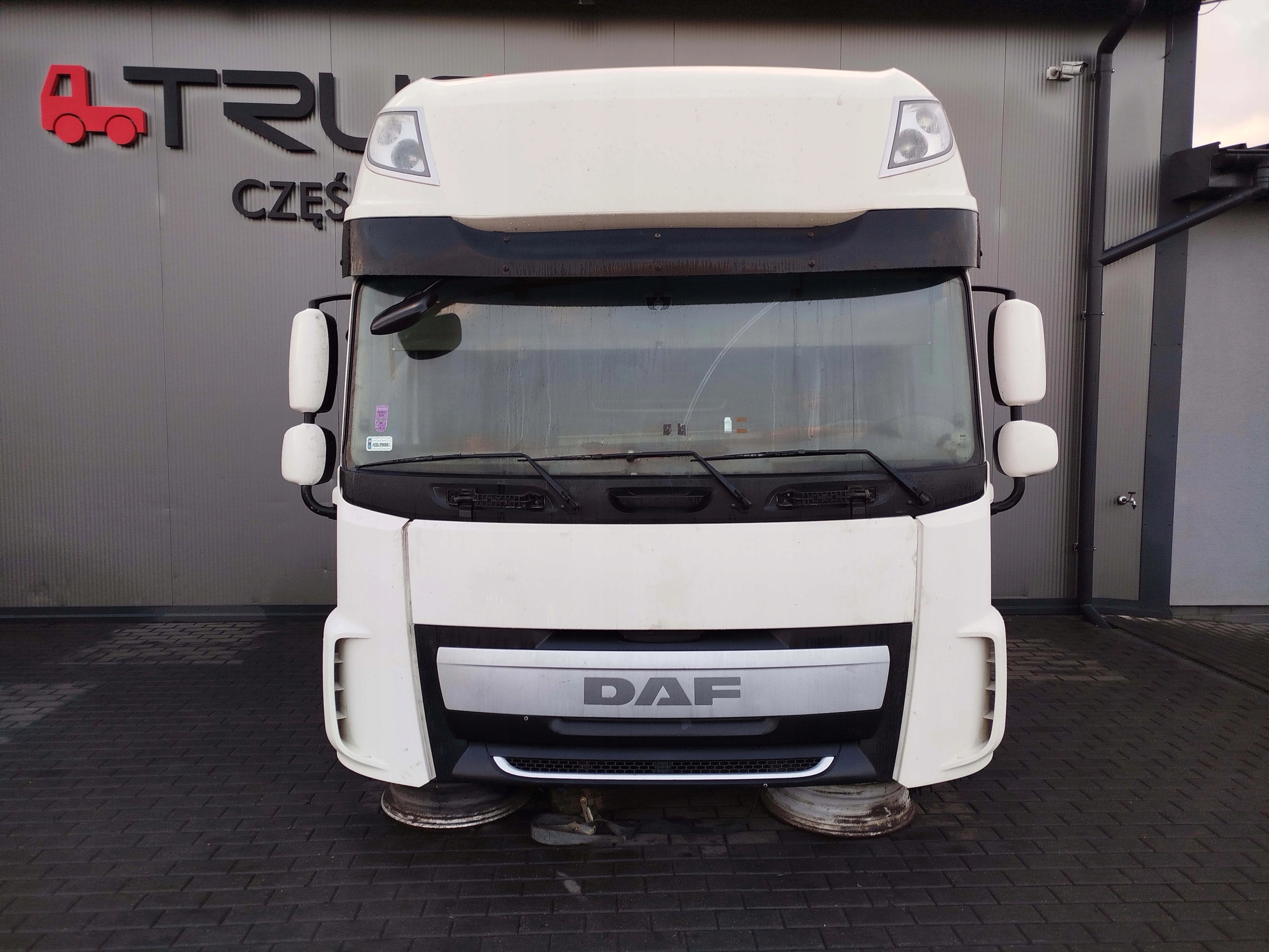 KABINA SSC SPACE CAB DAF XF 106