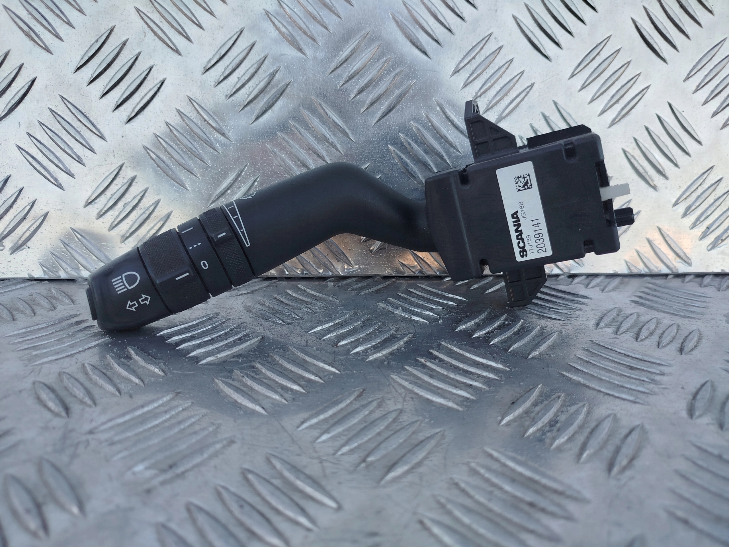 PRZEŁĄCZNIK MANETKA WYCIERACZEK KIERUNKOWSKAZÓW SCANIA NTG - obrazek 2