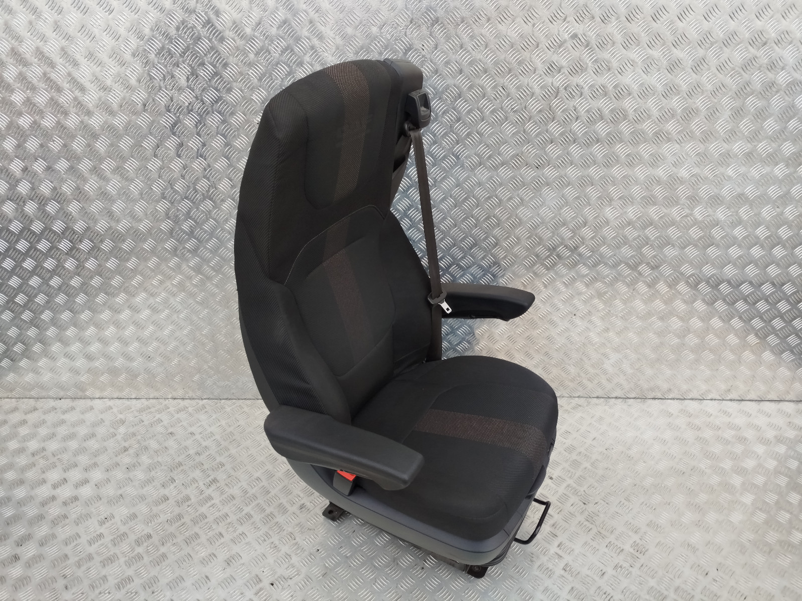 4e7986b89a26663797ffda1ff162625d