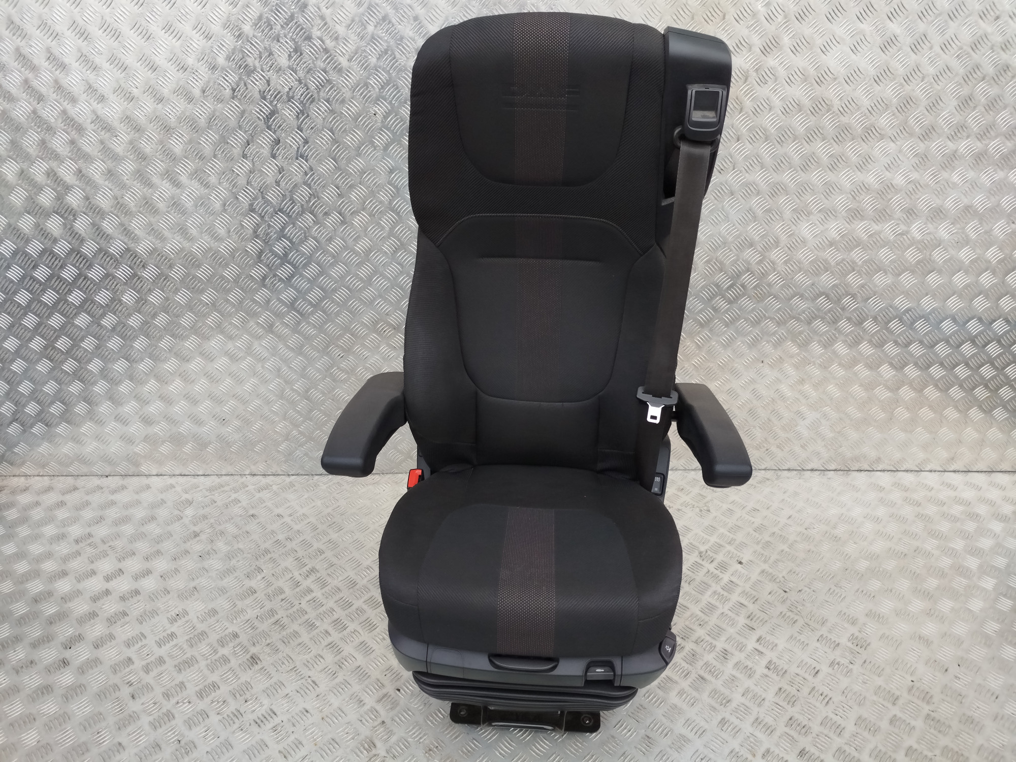 bee5cac13352fe81288ead74f53de93a